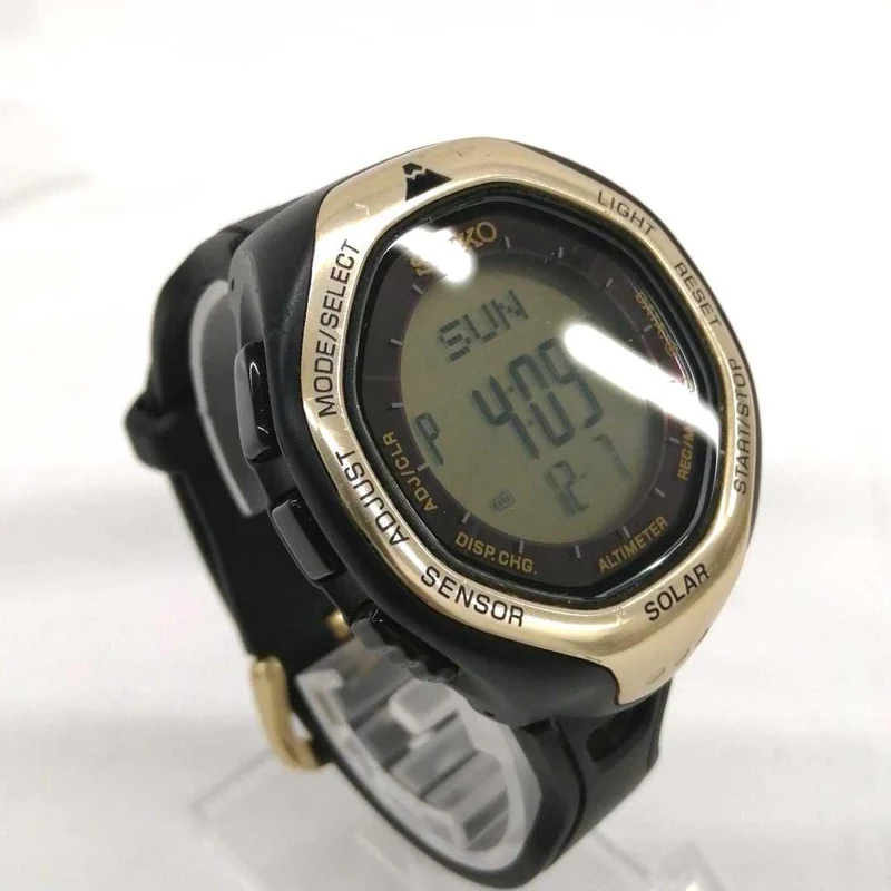 SEIKO Solar-Armbanduhr S822-00A0