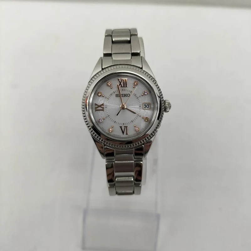 SEIKO Armbanduhr (Solarfrei) 1B22-0BZ0