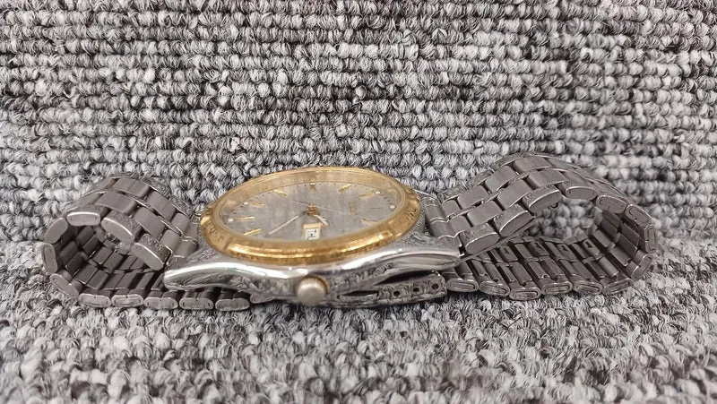 SEIKO Quarz-Analog-Armbanduhr 7N43-8199
