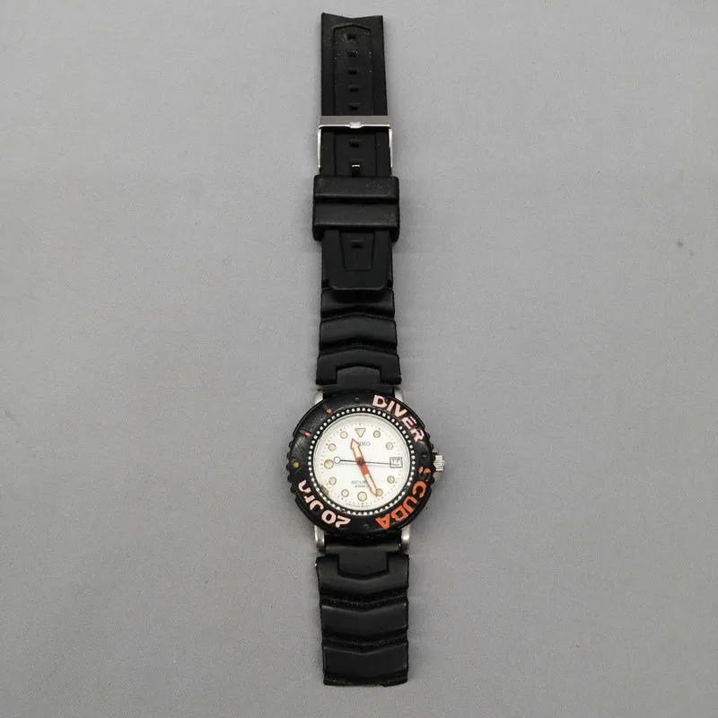 [SCHROTT] SEIKO Quarz-Armbanduhr 5H25-6A1C
