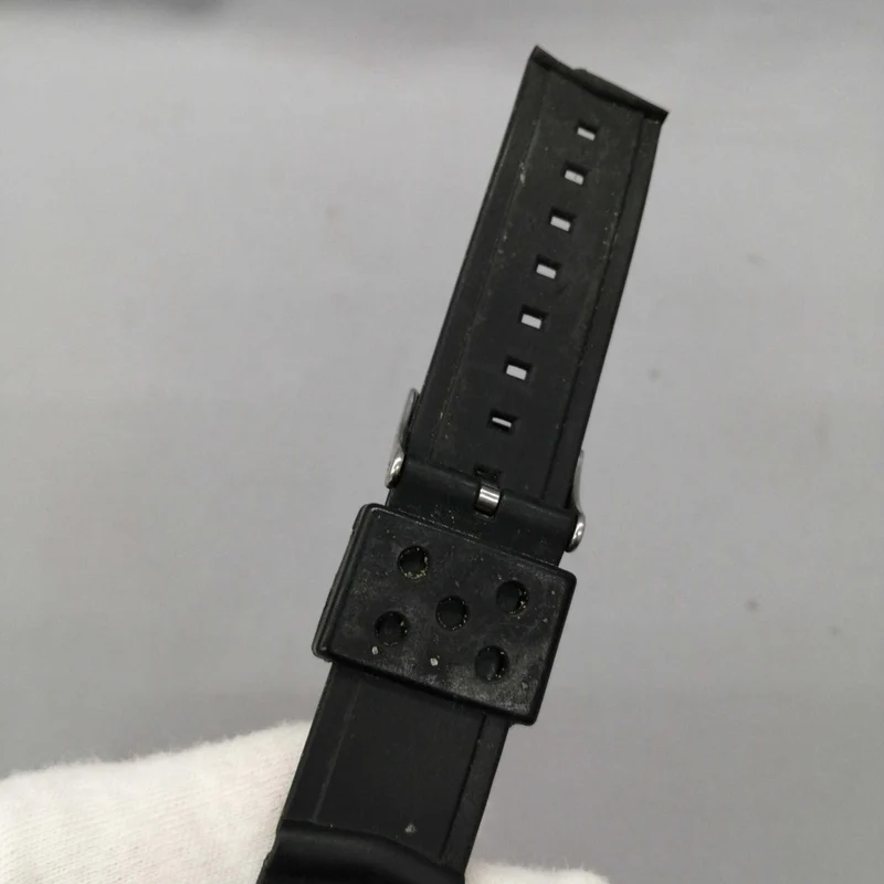[SCHROTT] SEIKO Quarz-Armbanduhr 5H25-6A1C