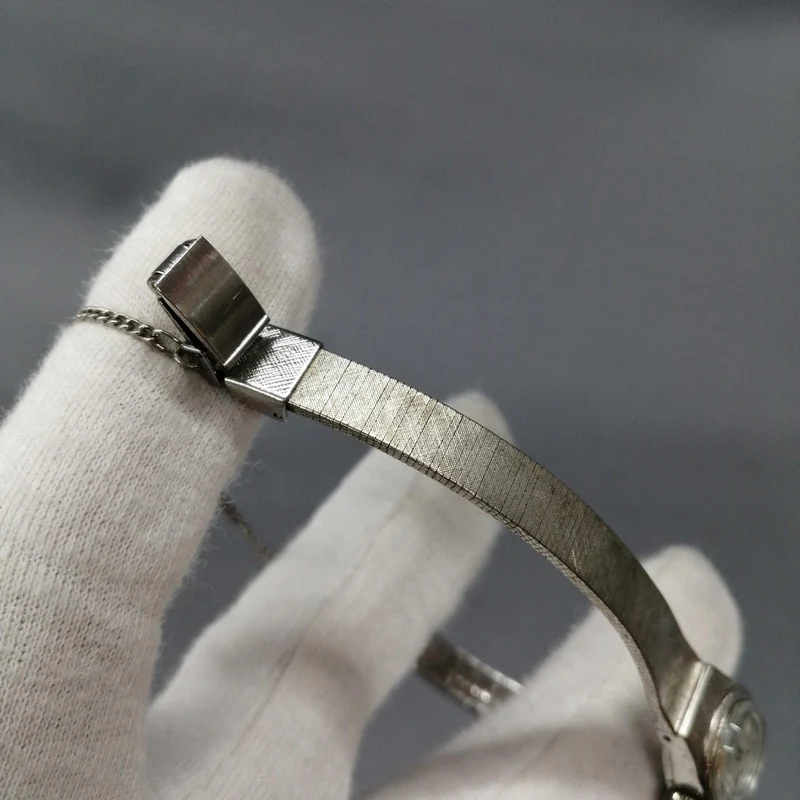 [SCHROTT] SEIKO Armbanduhr mit Handaufzug 1120-7000