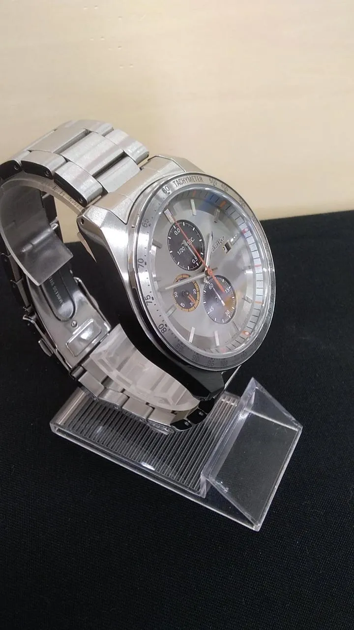 SEIKO Quartz V176-0AZ0