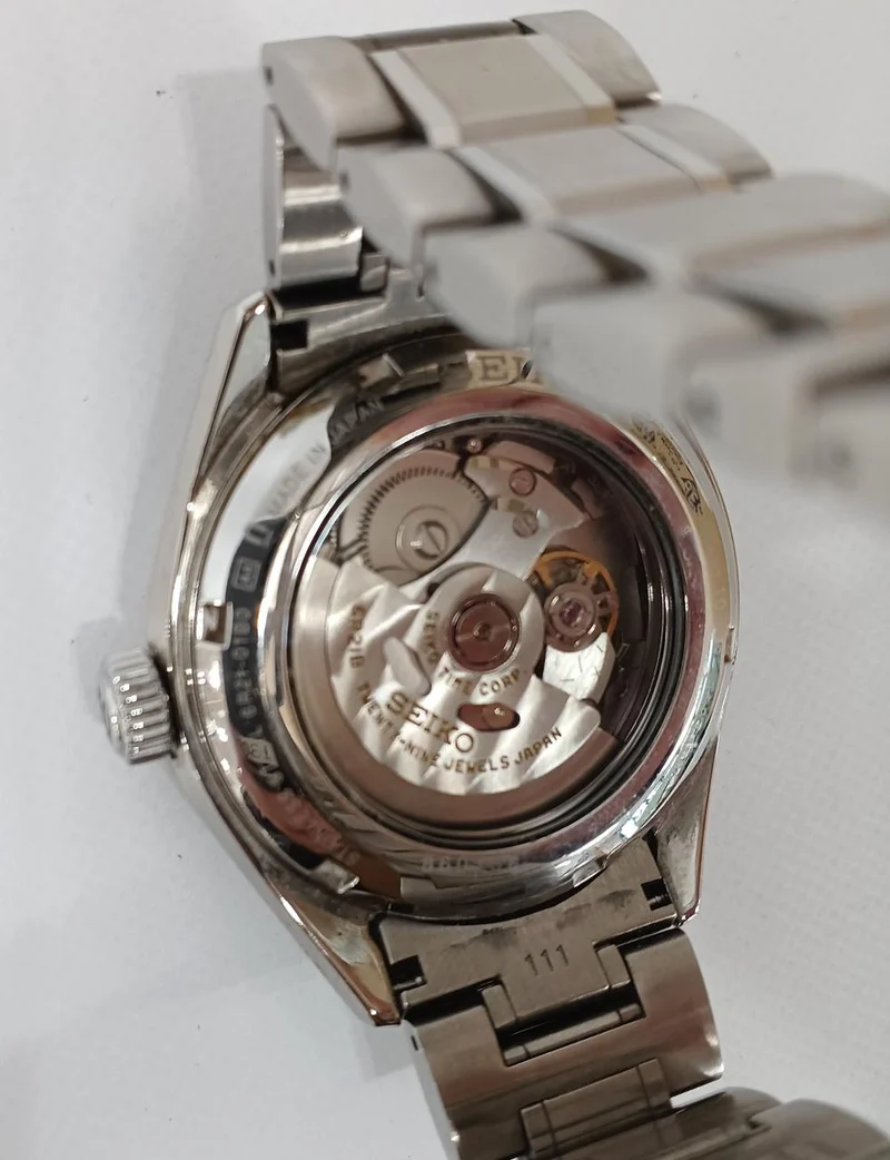 SEIKO Automatik-Armbanduhr 6R21-01B0