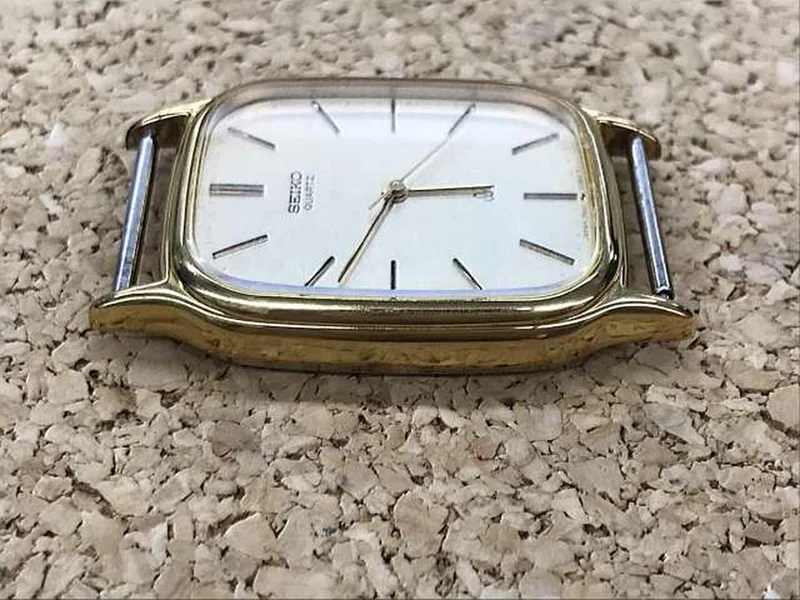 [SCHROTT] SEIKO Quarz-Analog-Armbanduhr 2621-5170
