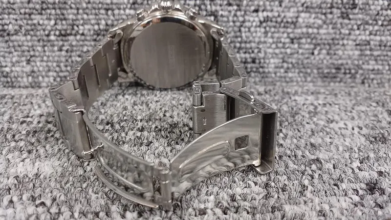 SEIKO Quarz-Analog-Armbanduhr V198-0AC0