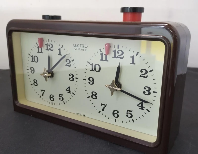 SEIKO Game Clock QZ568