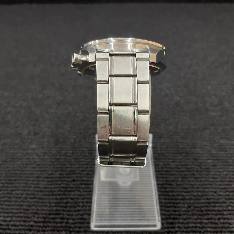 SEIKO Quarz-Armbanduhr 8T63-00D0
