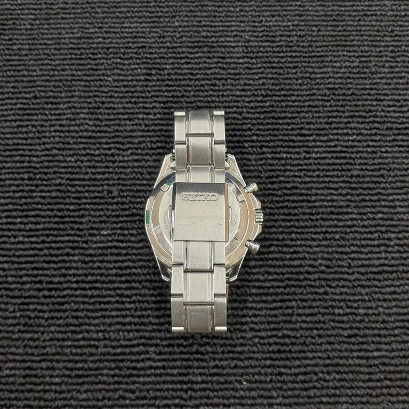 SEIKO Quarz-Armbanduhr 8T63-00D0