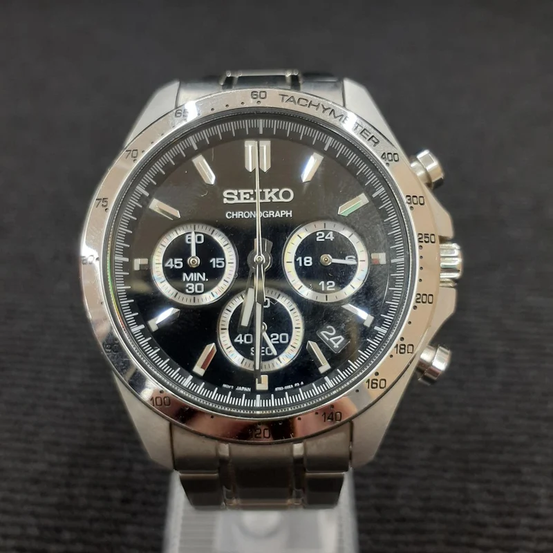 SEIKO Quarz-Armbanduhr 8T63-00D0