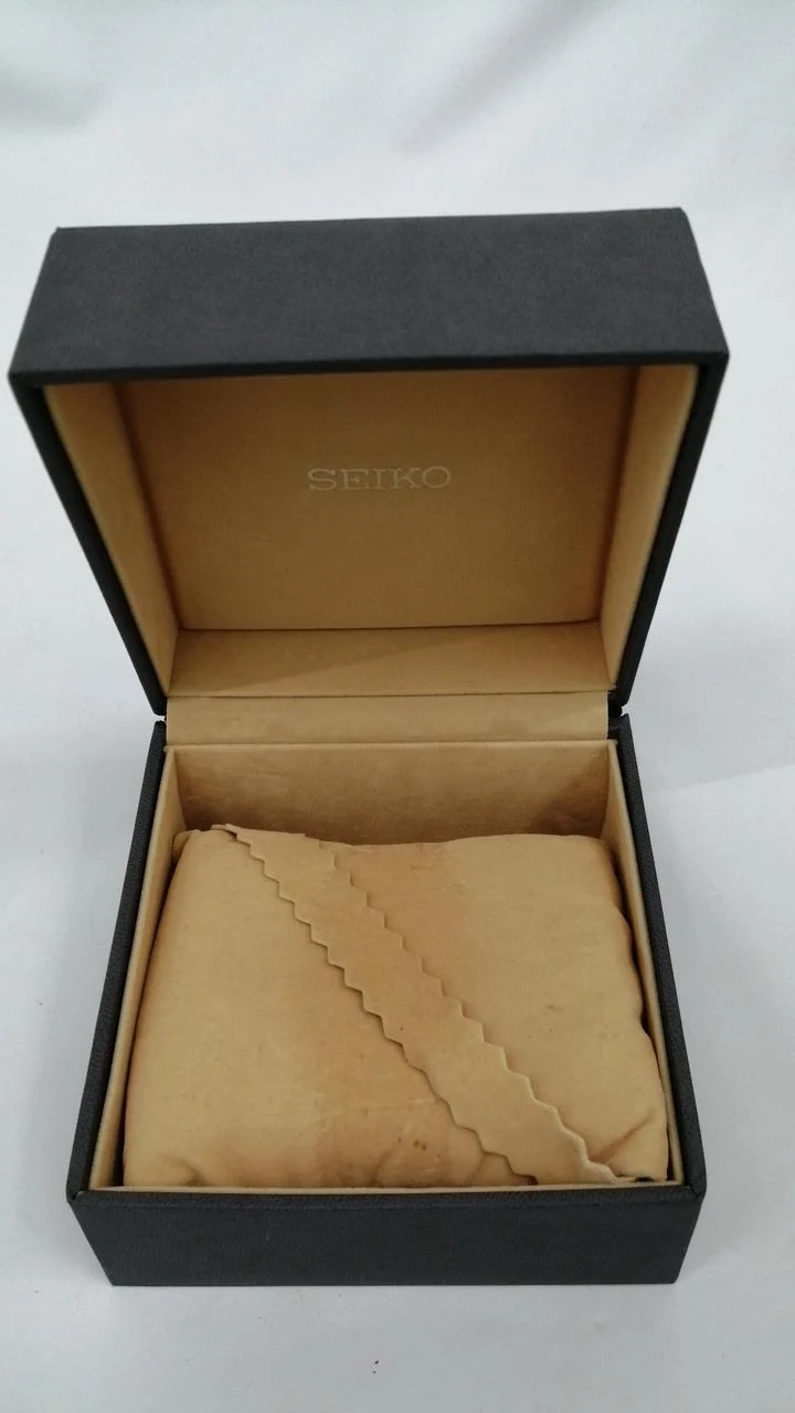 SEIKO Solar-Armbanduhr 8B54-0BB0