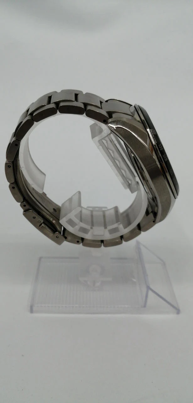 SEIKO Solar-Armbanduhr 8B54-0BB0