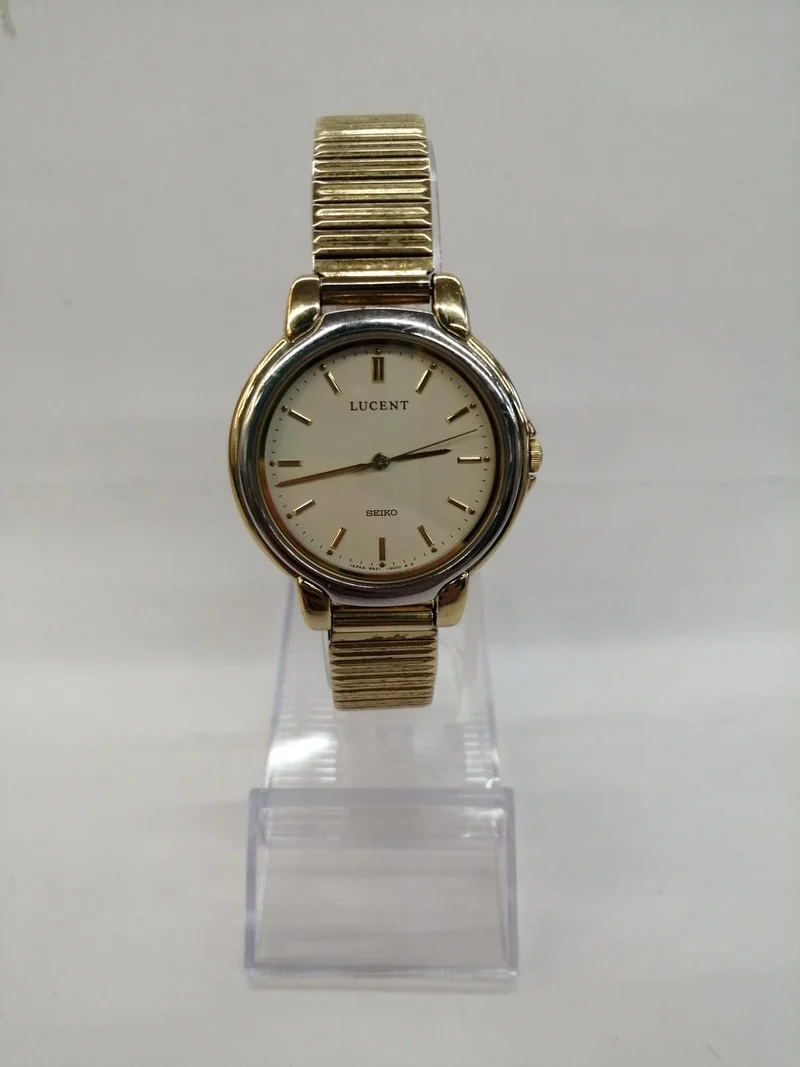 SEIKO Quarzuhr 8N21-6000