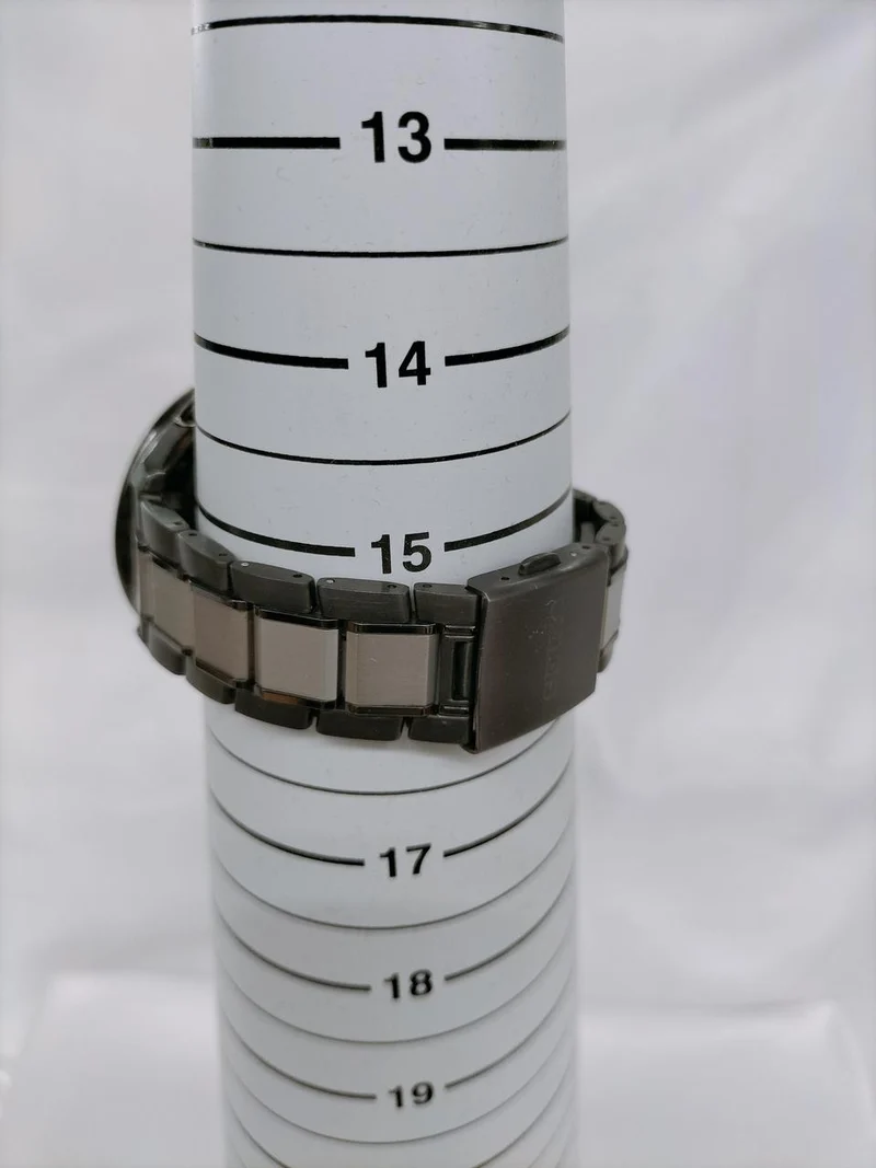 SEIKO Breitz Funkuhr 8B63-0AN0