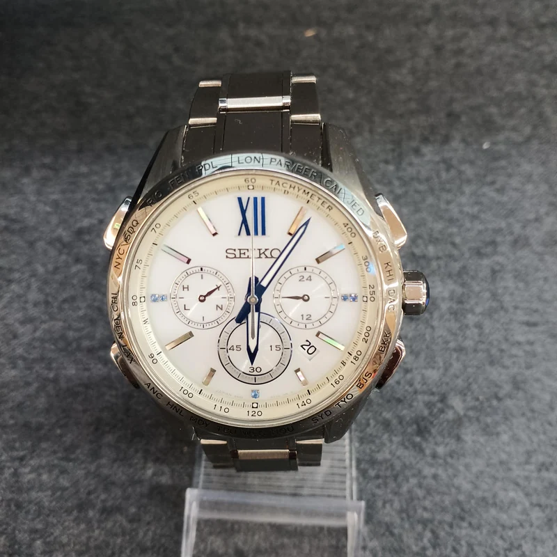 SEIKO Solar-Armbanduhr 8B92-0AT0