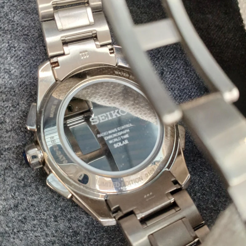 SEIKO Solar-Armbanduhr 8B92-0AT0
