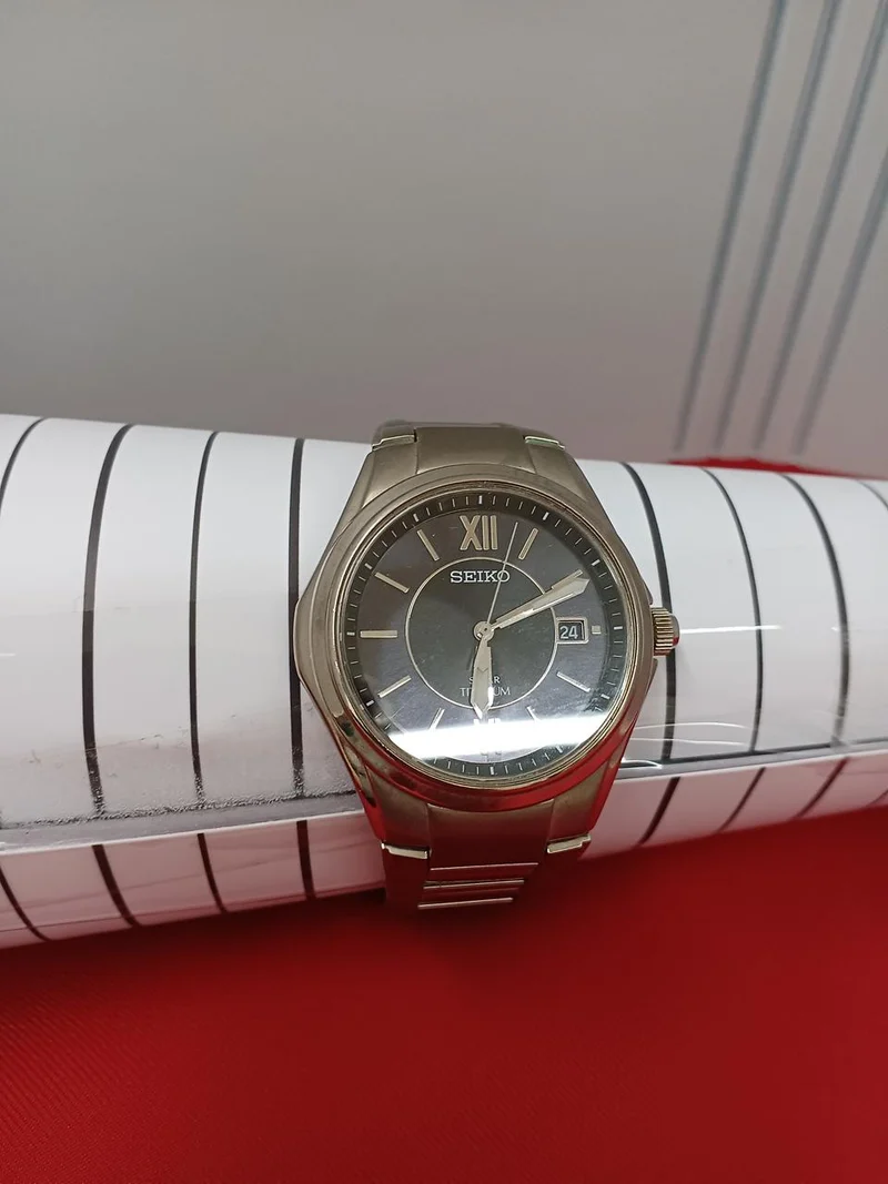 SEIKO ALBA V145-0BA0