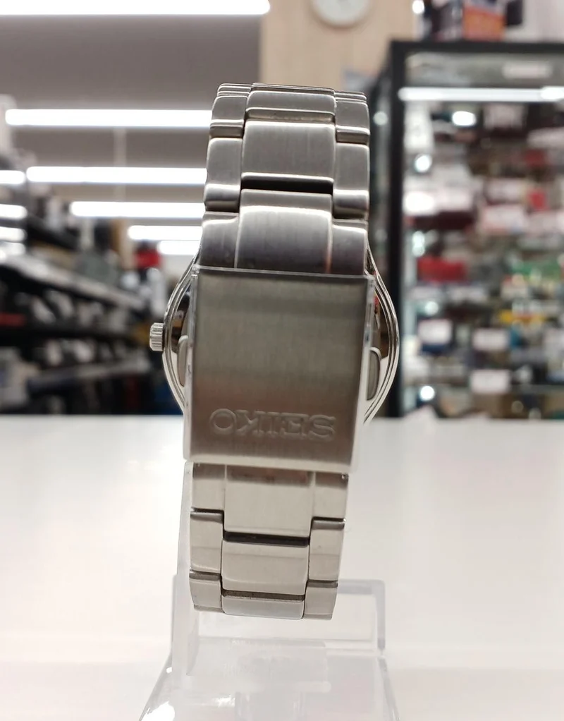 SEIKO Seiko Solar V157-0DR0