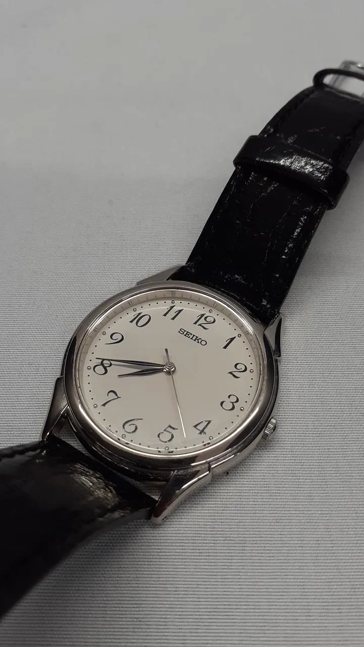[SCHROTT] SEIKO Quarz-Armbanduhr 7N01-7140