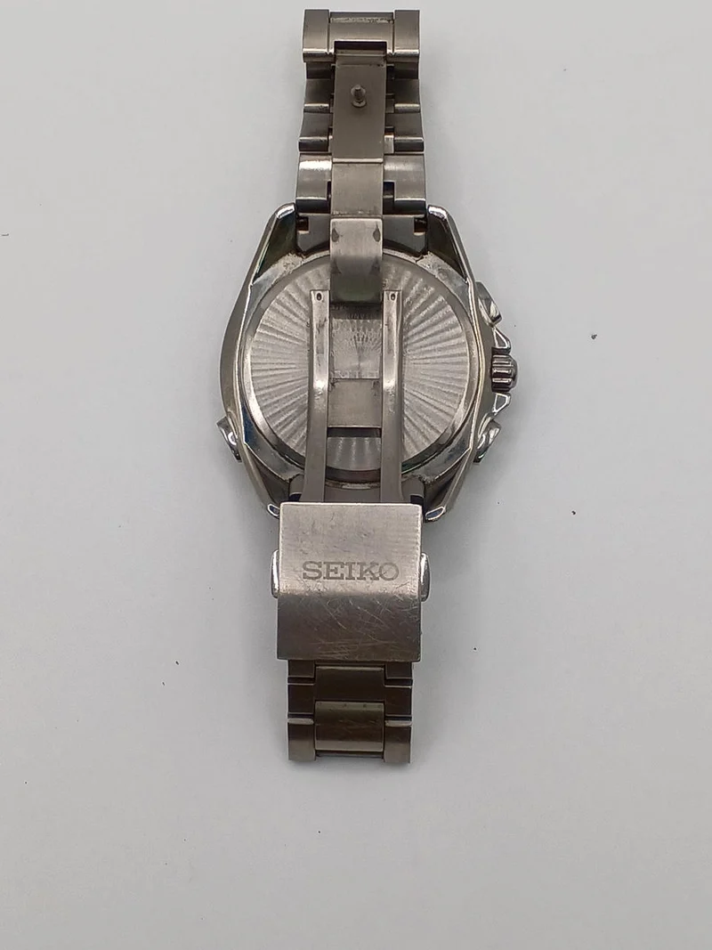SEIKO Solar-Armbanduhr 8B82-0AN0