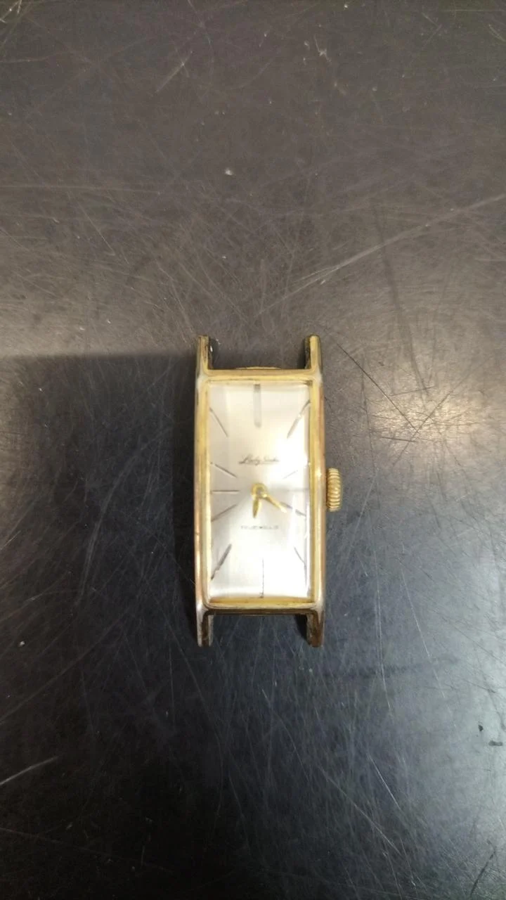 SEIKO LADY SEIKO Handaufzug Square Gold N120278 *Kratzer