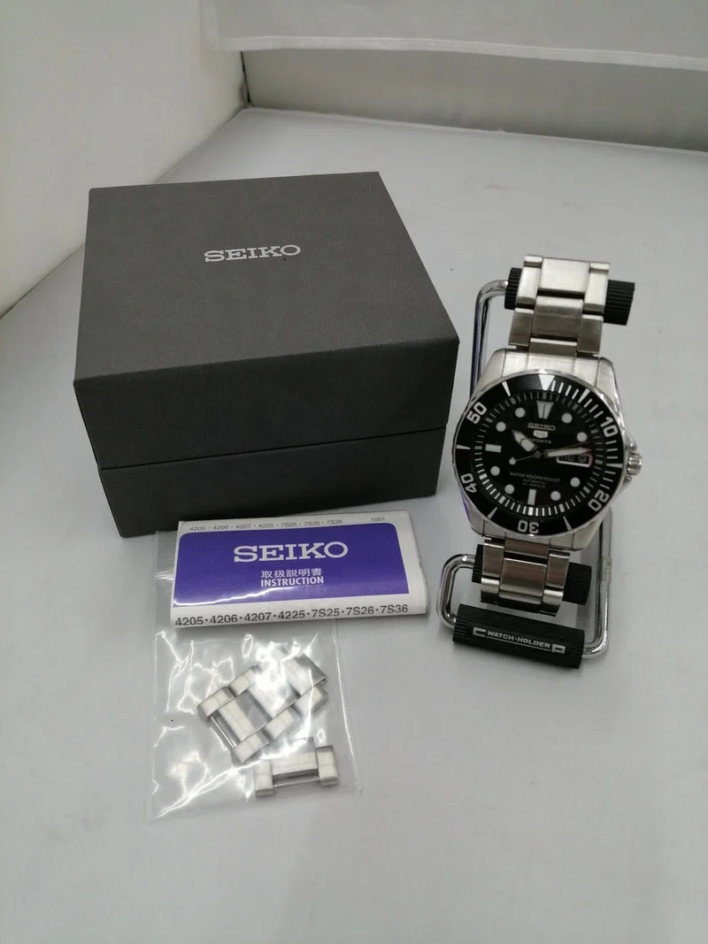 SEIKO Automatik-Armbanduhr SNZF17J1