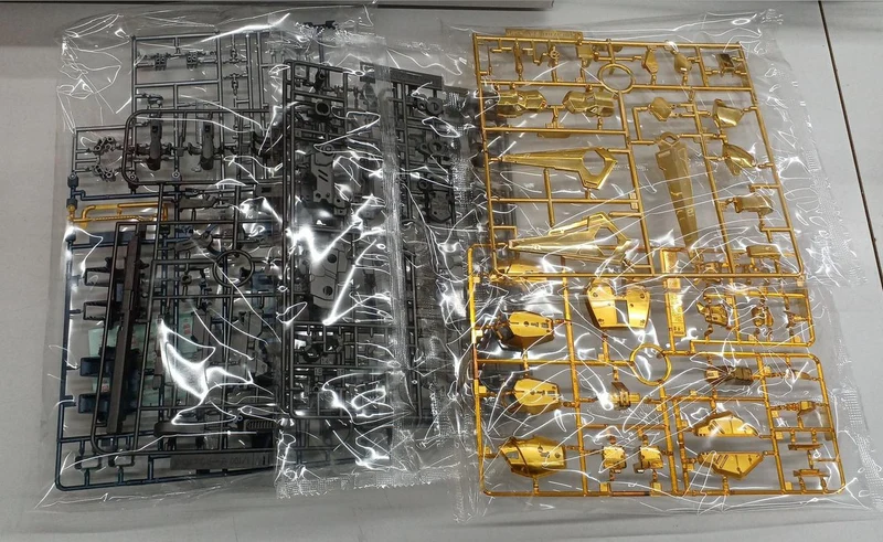 BANDAI Hyakushiki VER.2.0 Mechanical Core Plated 1/100 MG MSN-00100 Gundam Base Limited