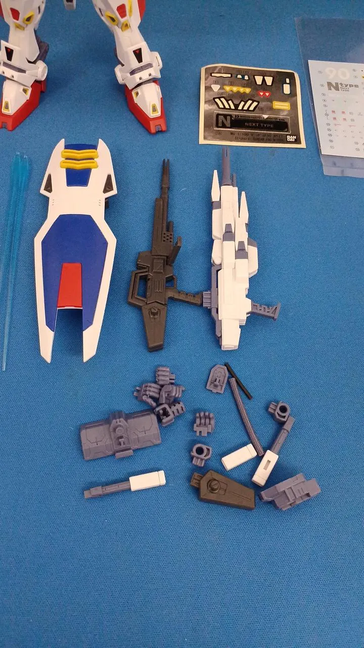 BANDAI 1/100 MG Gundam F90 N Type Gundam F90