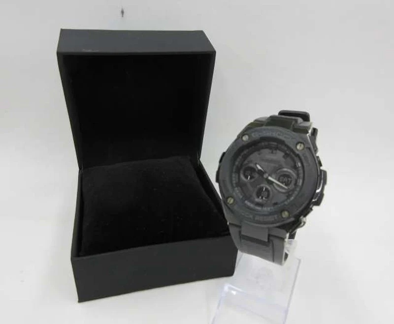 G-SHOCK Quarz-Analog-Armbanduhr GST-W300G