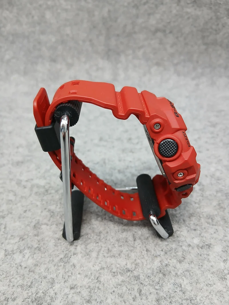 CASIO G-SHOCK GA-700-4AJF