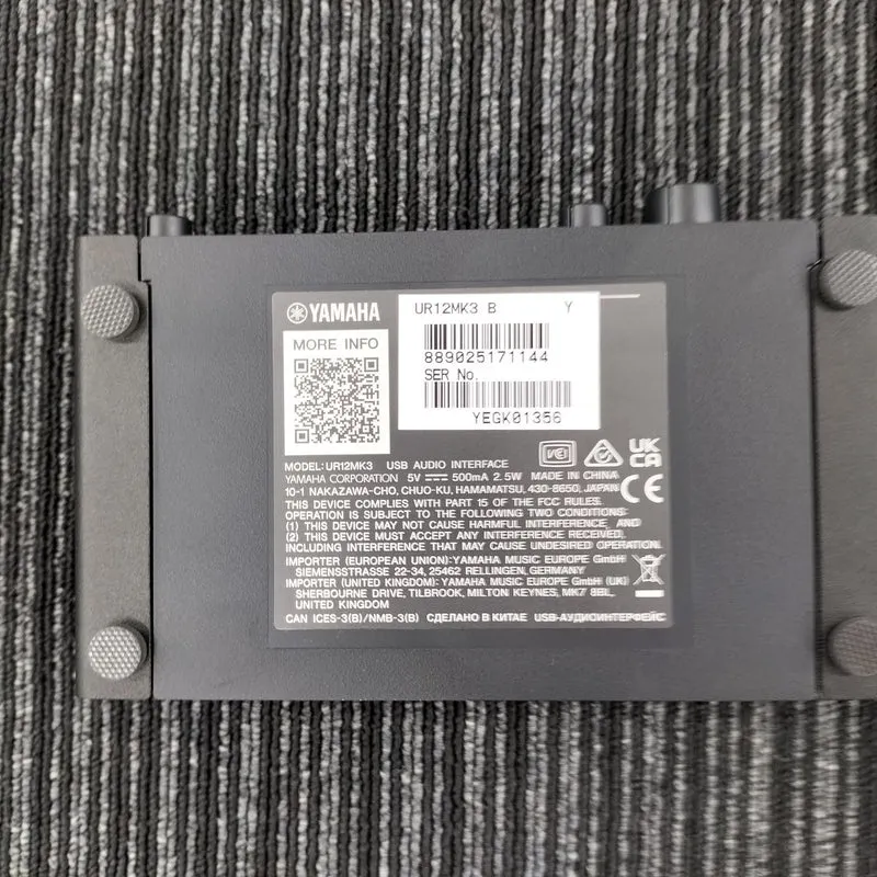 YAMAHA [Gebrauchsspuren] UR12MK3 UR12MK3