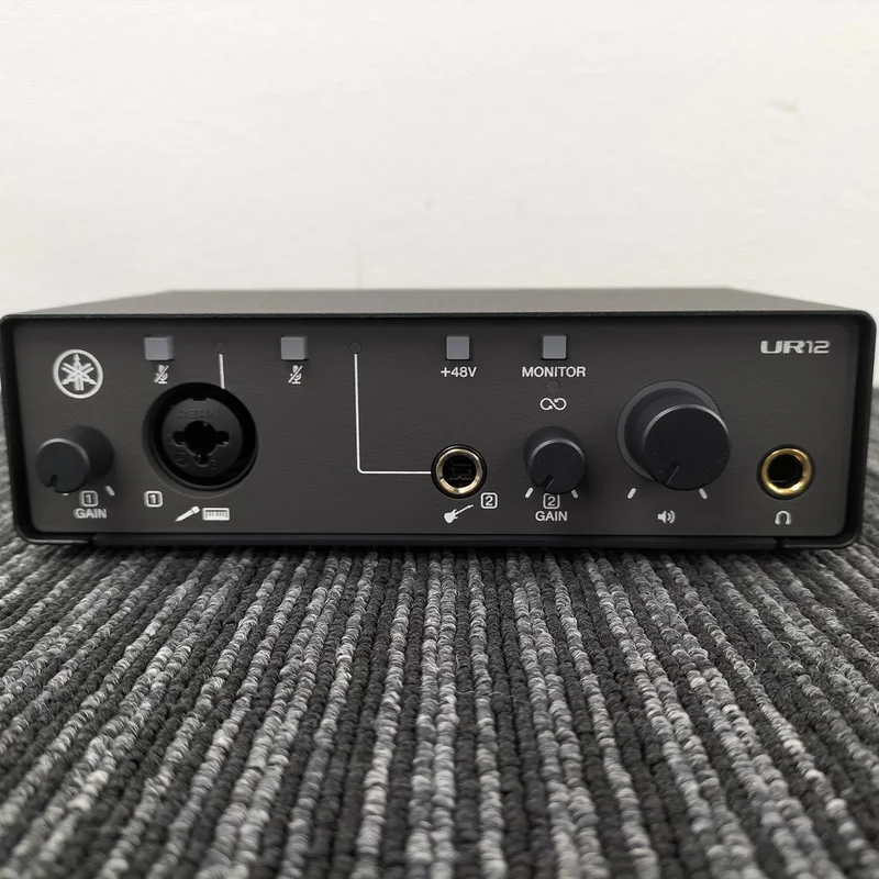 YAMAHA [Gebrauchsspuren] UR12MK3 UR12MK3