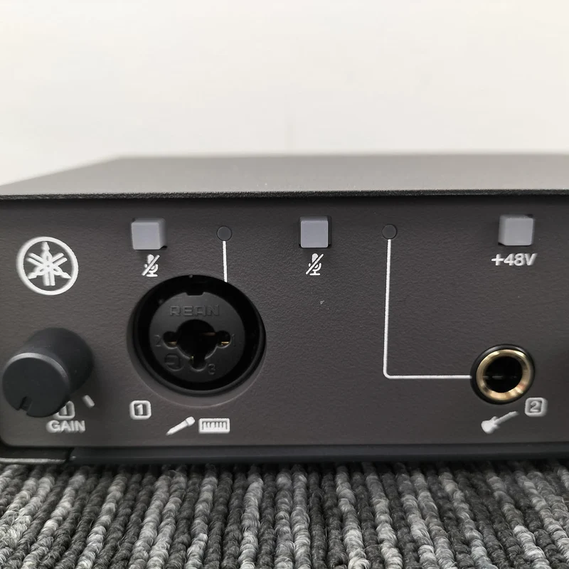 YAMAHA [Gebrauchsspuren] UR12MK3 UR12MK3