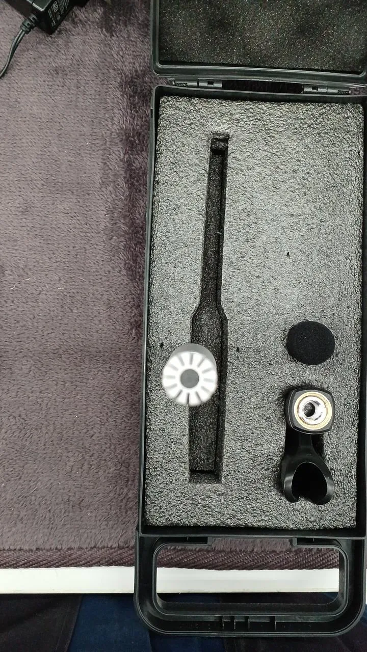 BEHRINGER Kondensatormikrofon ECM8000