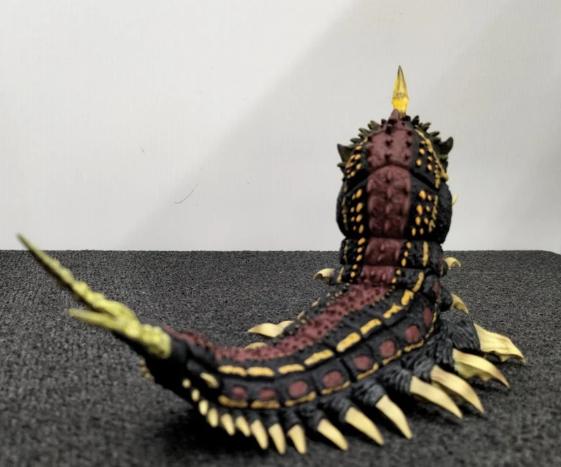 BANDAI Godzilla B Prize Batra (Larve)