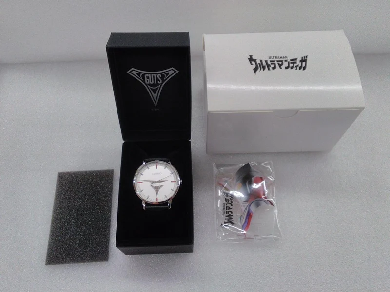 SEIKO Ultraman Tiga GUTS Modell 7N01-HDA0