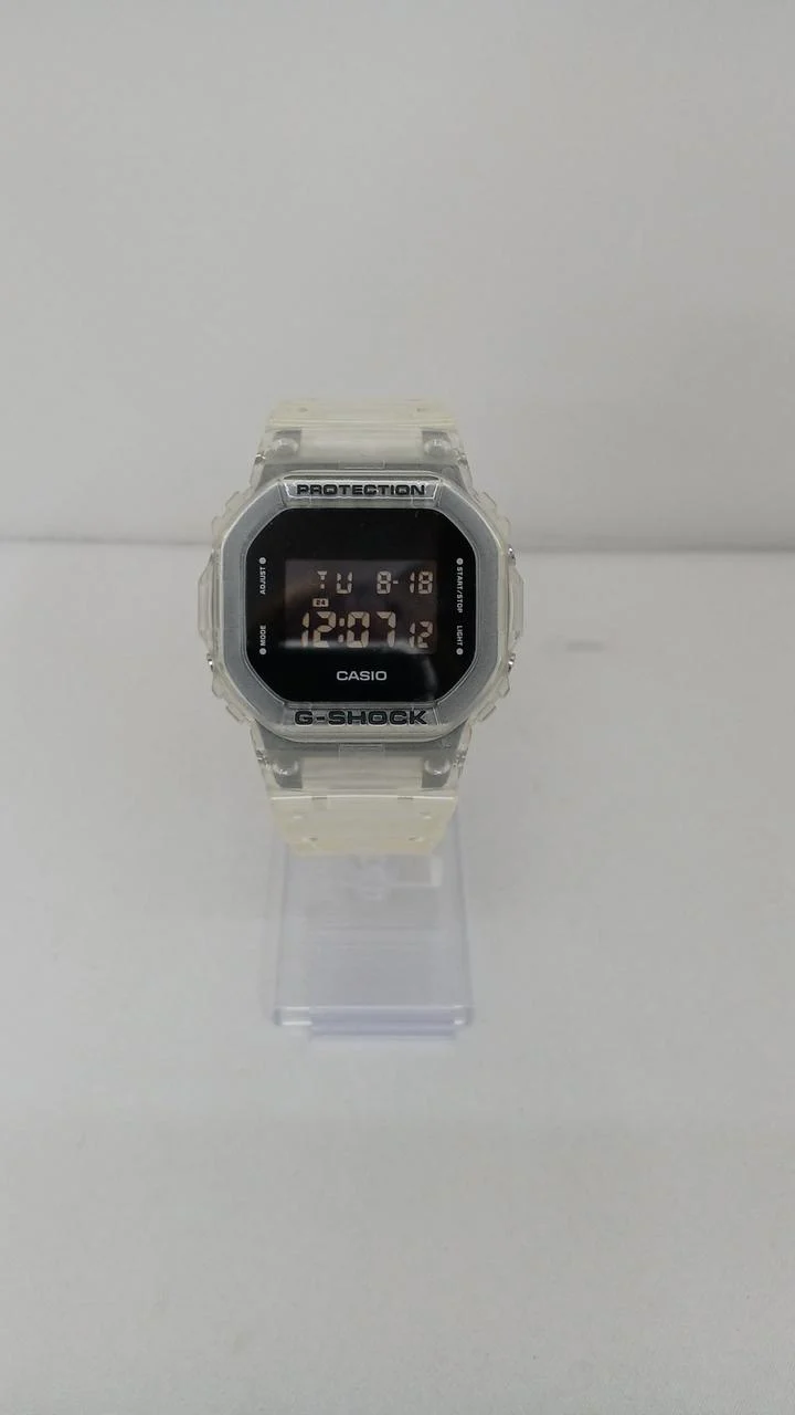 G-SHOCK Digitalarmbanduhr DW-5600SKE