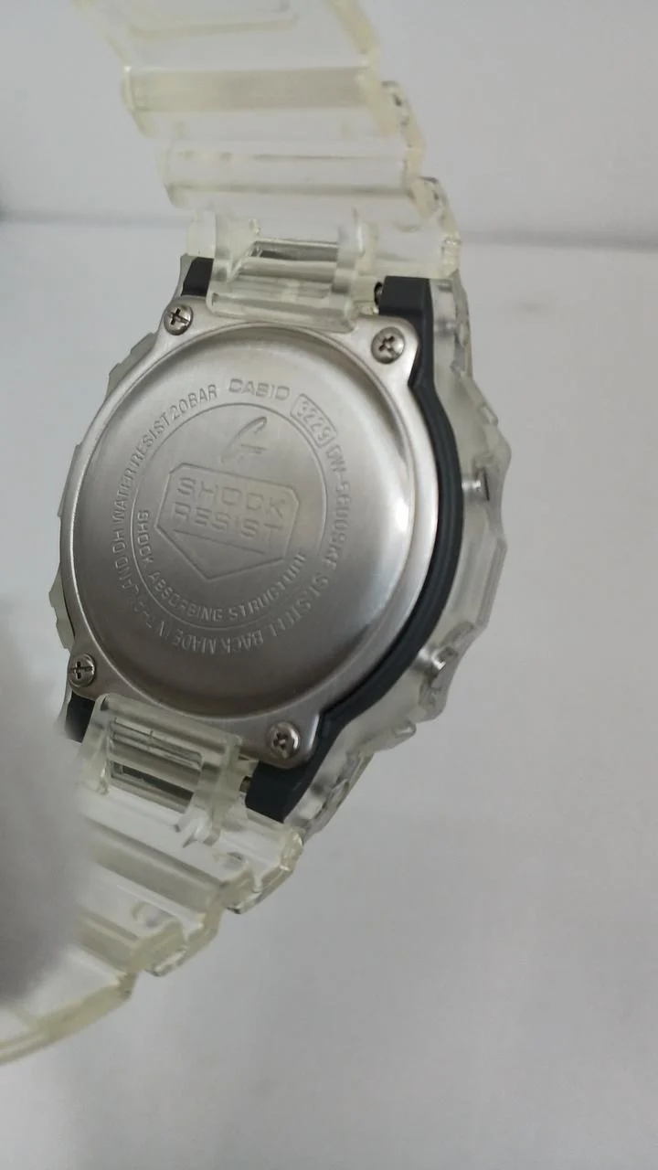 G-SHOCK Digitalarmbanduhr DW-5600SKE