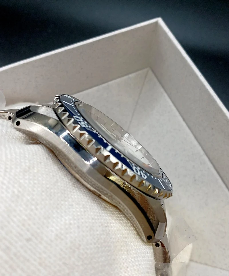 SEIKO Mechanische Automatik-Armbanduhr SBEJ029