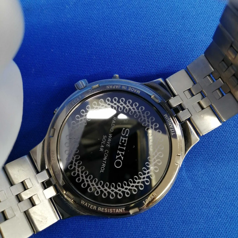 SEIKO Solar-Funkarmbanduhr 7B22-0AS0