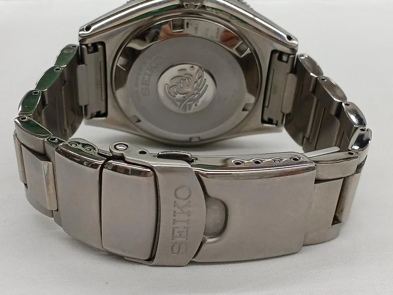 SEIKO Automatik-Armbanduhr 6R15-03W0
