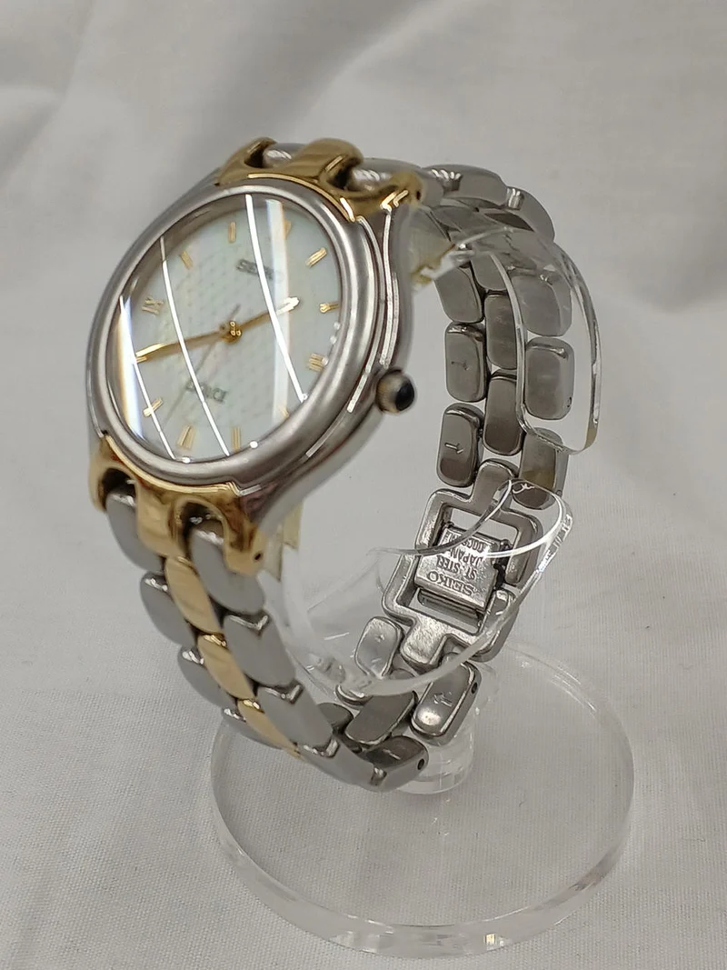 SEIKO Armbanduhr 5E31-6F00