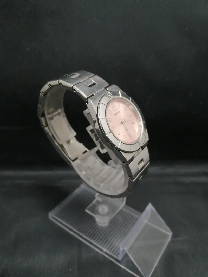 SEIKO Quarzuhr 7N82-0620