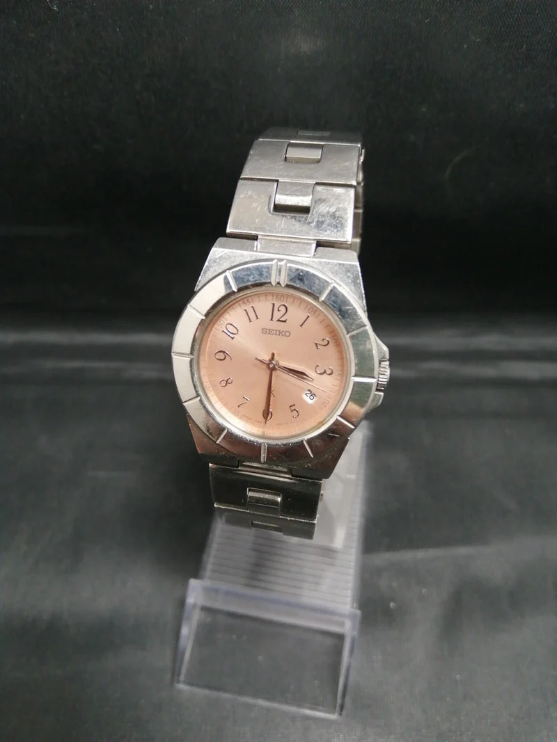 SEIKO Quarzuhr 7N82-0620