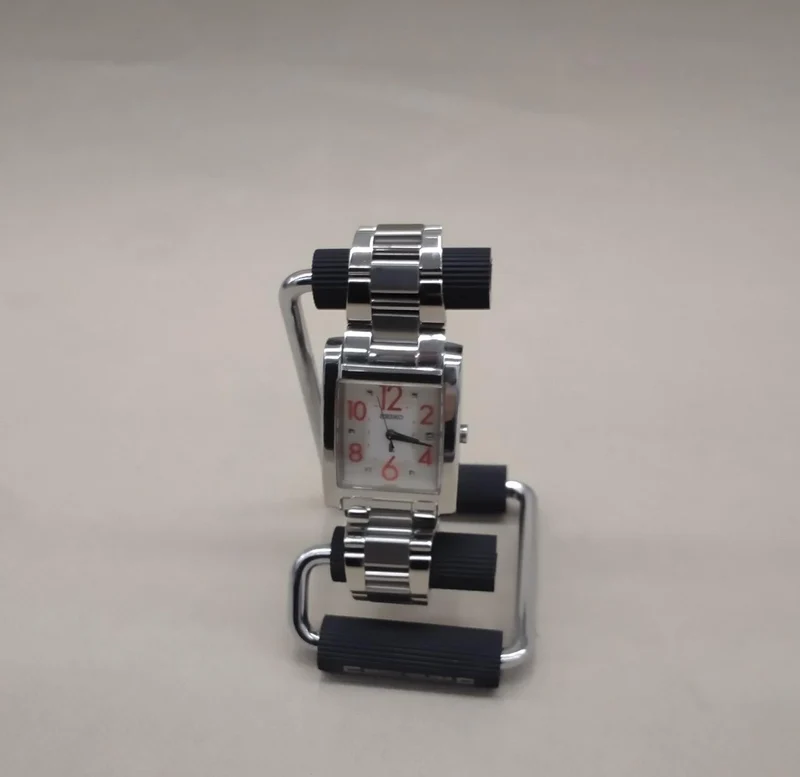 SEIKO Quarz-Armbanduhr 7N82-0DK0