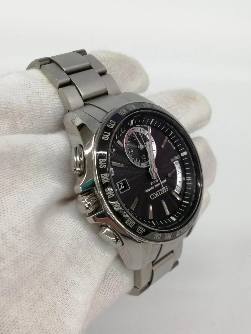 SEIKO Solaruhr 8B54-0BB0