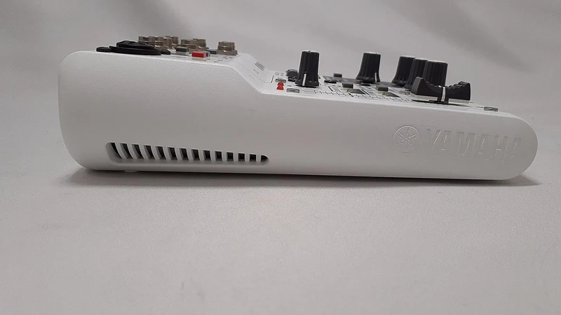 YAMAHA Audio-Interface AG03