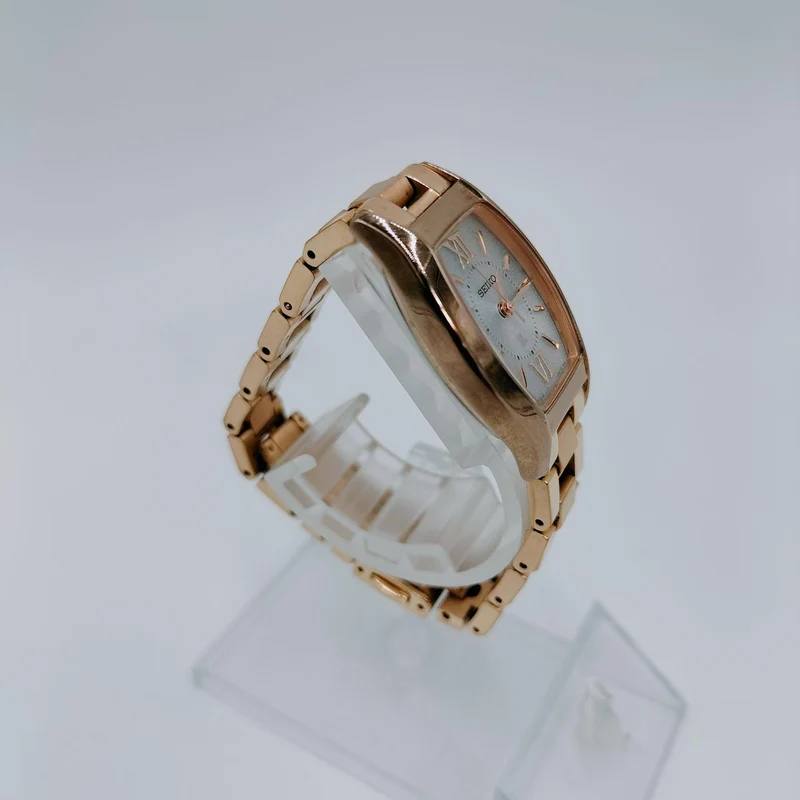 SEIKO Damen-Solaruhr V117-0DL0