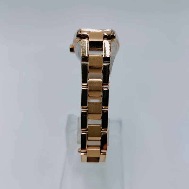 SEIKO Damen-Solaruhr V117-0DL0
