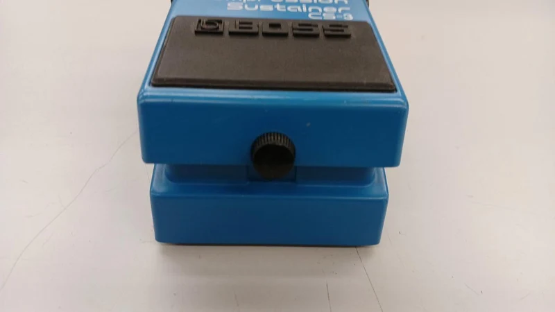 BOSS Effektpedal CS-3